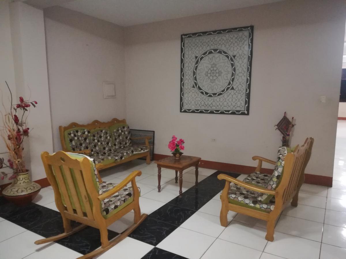 מלון פוקאלפה Hospedaje El Emperador מראה חיצוני תמונה